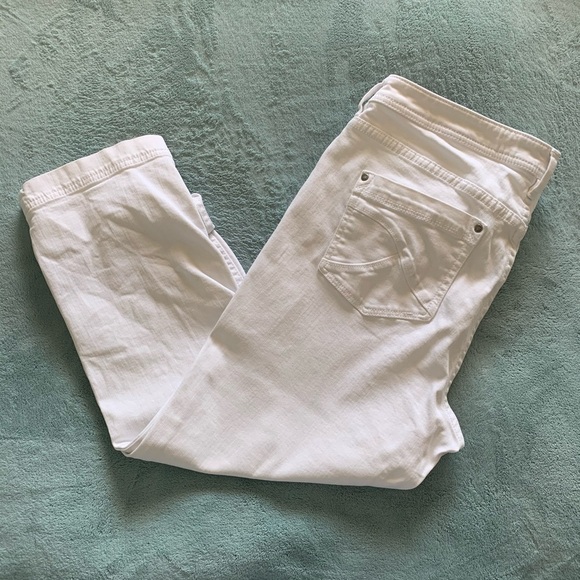 Tommy Bahama White Twill Cropped Jeans - Picture 4 of 6